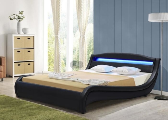 ROSH LED หุ้มเตียงไม้อัดหนังเทียมสีดำขนาดคิงไซส์โครงเตียงไม้ที่ทันสมัย