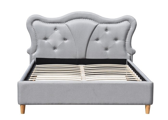Nailhead เด็กหุ้มเตียงตัดแต่งผ้าลินินสีเทาปุ่ม Tufted Curved Headboard